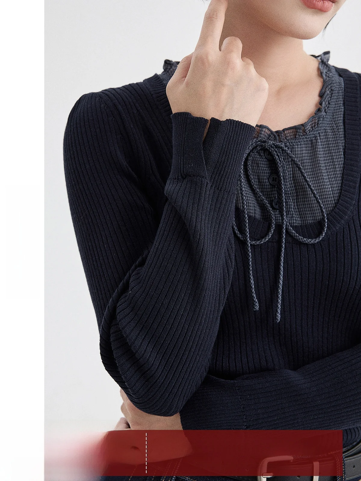 

Spring 2026 New Style Women's round Neck Lace Knitted Sweater Slim Fit Plaid Patchwork Casual Wear Long Sleeve Floral Trim Top