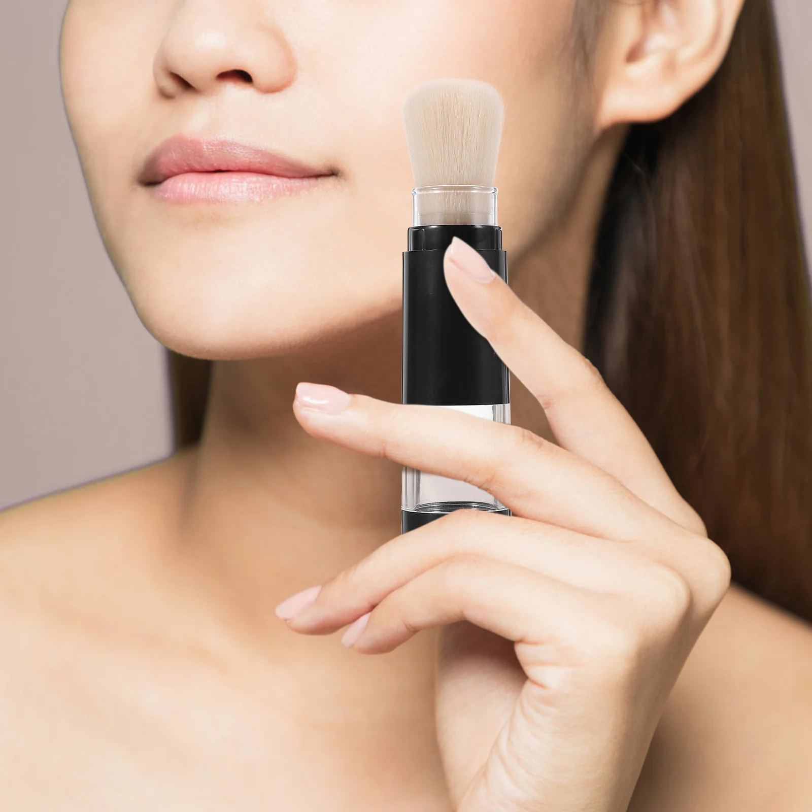 Brocha de polvo recargable portátil para base de polvo suelto, colorete, maquillaje de viaje, cepillo facial de cerdas densas esenciales, tamaño compacto
