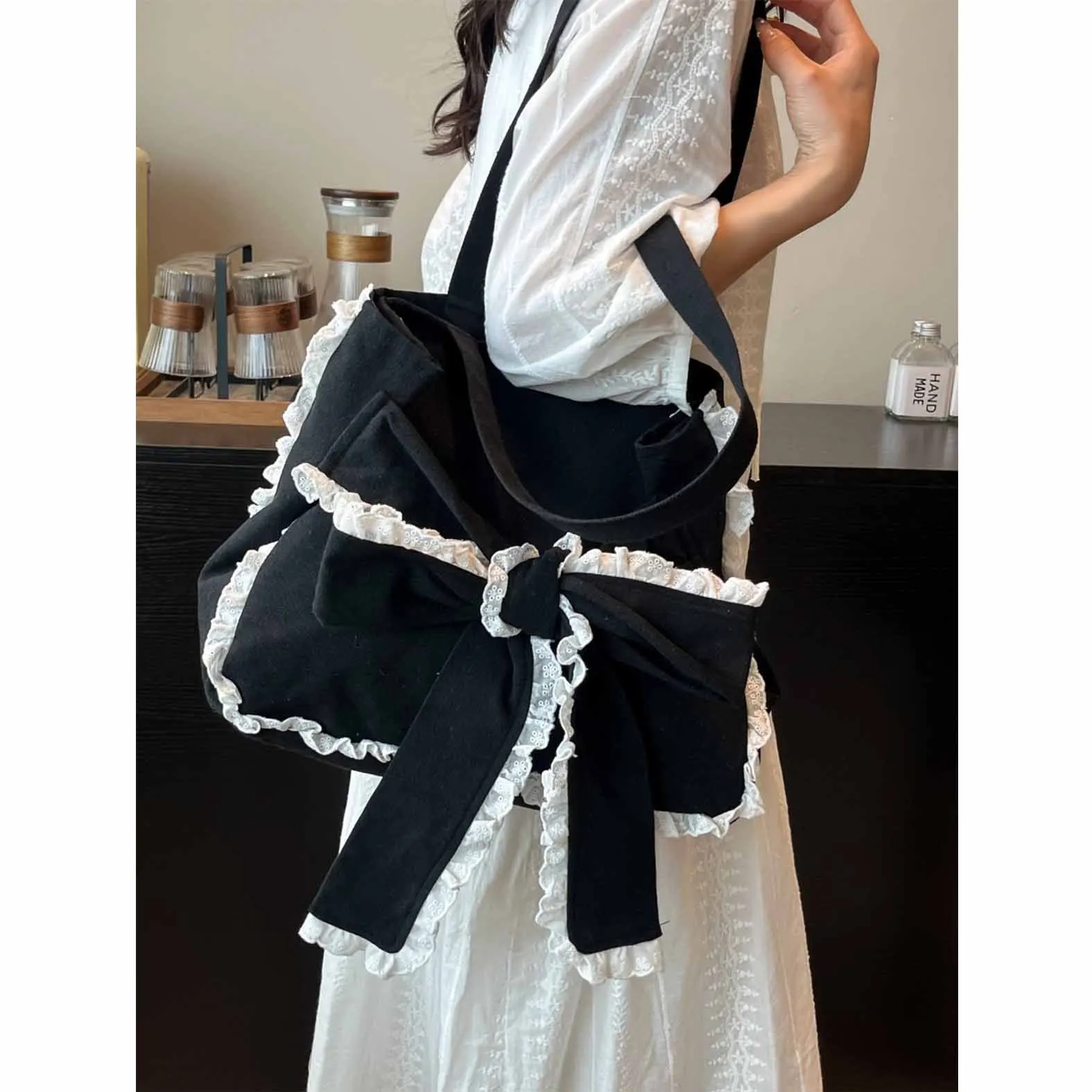 

2025 New Korean Fashion Versatile Shoulder Bag for Women, Large Capacity Bow Tote Bag, Casual Commuter Crossbody Bag