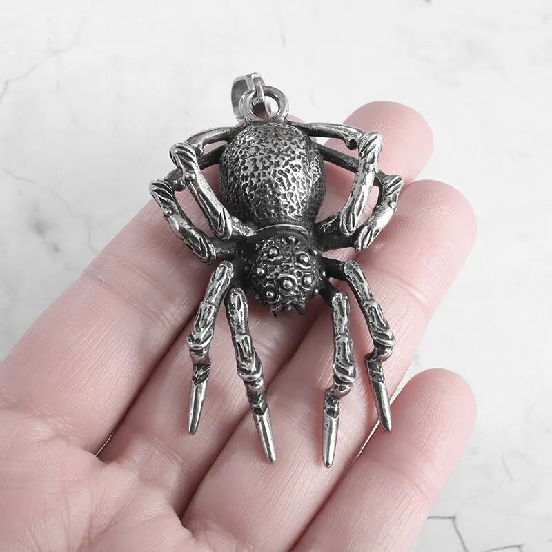 Vintage Punk Silver Color Spider Pendant Necklace Pendant Charm Men Cool Casual Necklace Fashion Jewelry