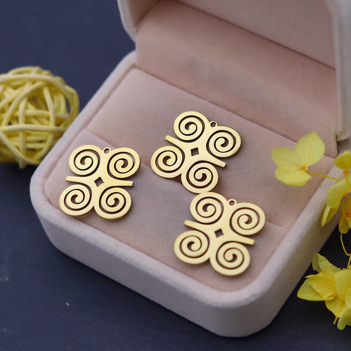 3 قطع DIY دوامة سحر الفولاذ المقاوم للصدأ العصرية هندسية رون قلادة لصنع المجوهرات الأقراط قلادة اليدوية الحرفية المورد