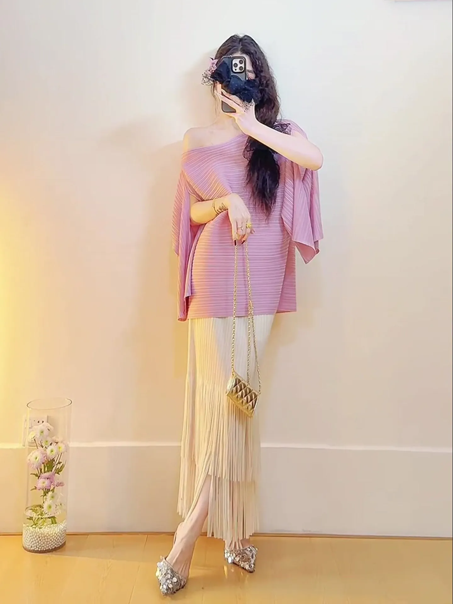 

Pure Color One-Shoulder Lazy Style Women's Fashion Set 2026 New Arrival Tassel Trim High Waist Skirt Long Sleeve Top