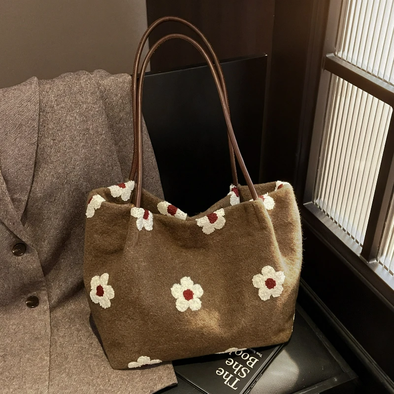

New Sweet Texture and Simple Shoulder Bags for Women Fluffy Versatile Causal Tote Handle Bags Fashion Commuting Bags for Travel