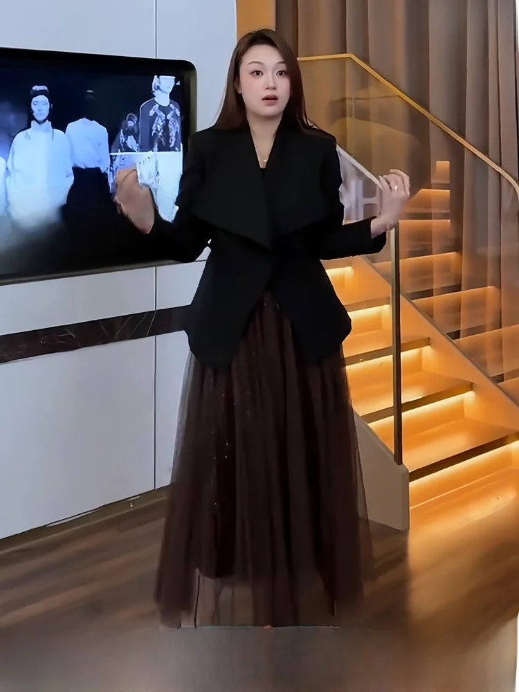 

Новая зимняя юбка-миди с высокой талией для полных женщин, расклешенная, плиссированная, с 3D-эффектом, скрывающая бедра, с крупным цветочным принтом