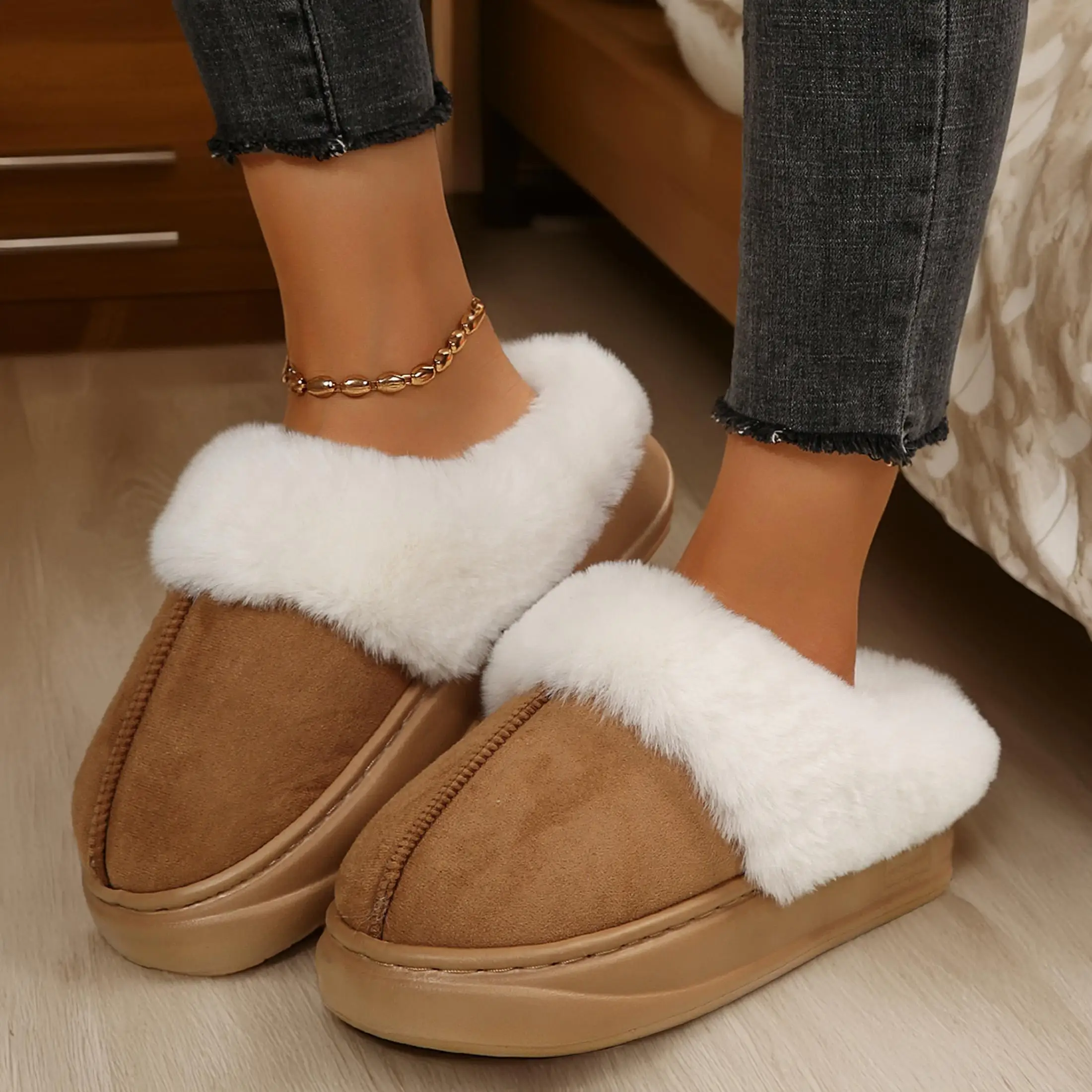 Women's Plush Lined Mule Slippers Cozy Suede Slip-Ons with Plush Cuff for Winter Warmth Indoor Outdoor Shoes view 7
