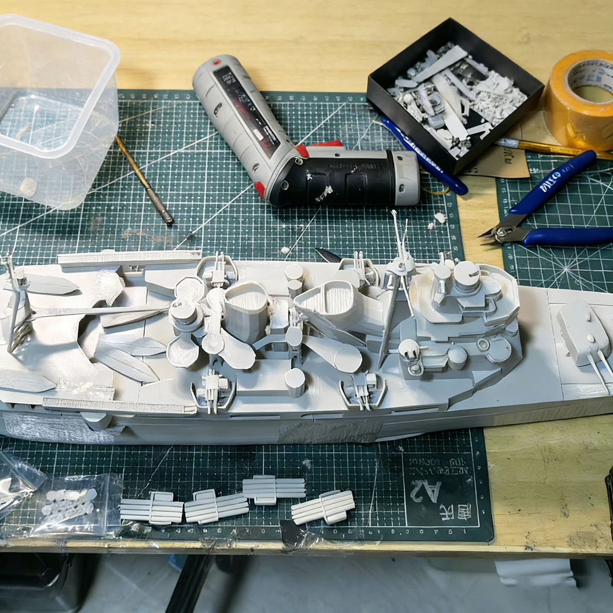 1/200 RC 배 100cm 타카오 중순양함 원격 조종 보트 상세한 부품이 풍부한 RC 모델 배 장난감 전함 모델