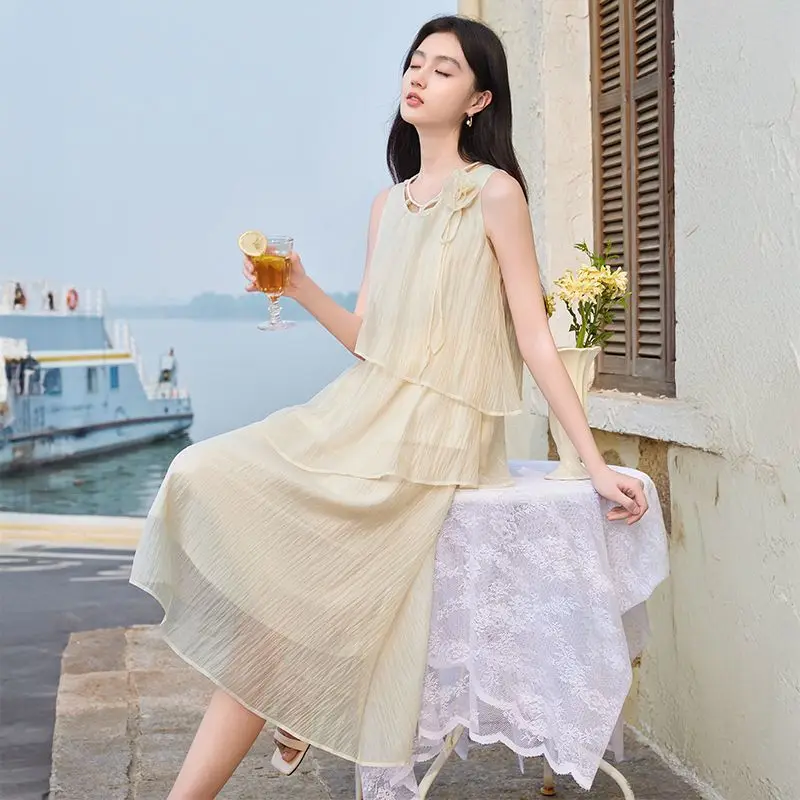 新しいフランスのサマードレスの女性のファッションノースリーブフリルエッジ気質カジュアルドレス無地休日ビーチ Vestidos