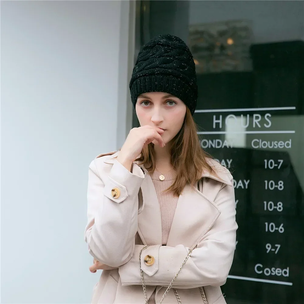 2023 Fantasy Reflective Beanies for Women Thick Warm Winter Hat Fashion Female Bonnet Skull Caps Shiny Ladies Knitted Hats Gorro