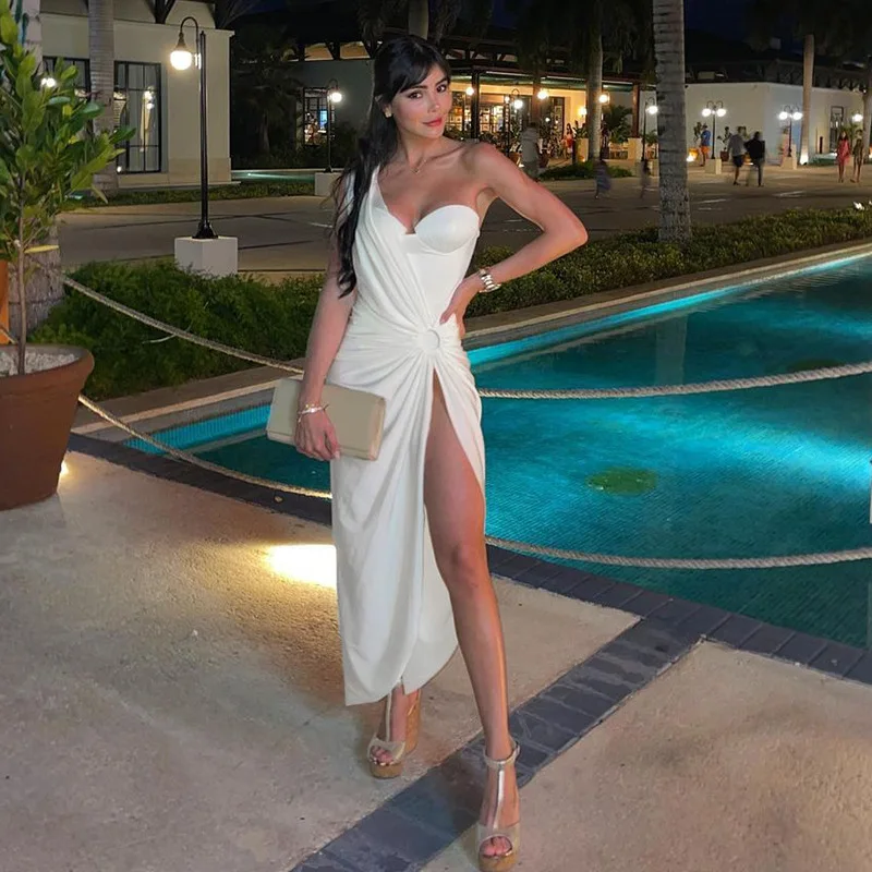 2024 Summer Y2K Sexy White Dresses Hollow Out Women Midi Beach Dress One Shoulder Sleeveless Bodycon Slit Party Nightclub 20698