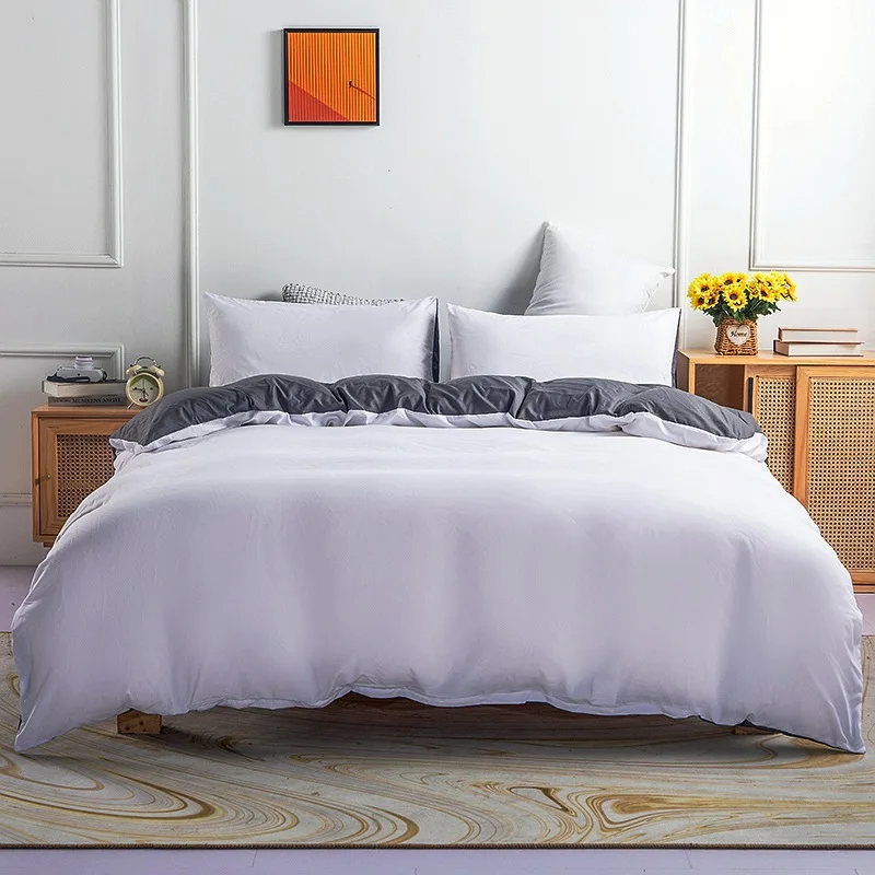 

Quilt and Pillowcase Three Piece Set with Double-sided Solid Color Ultra Soft Bedding