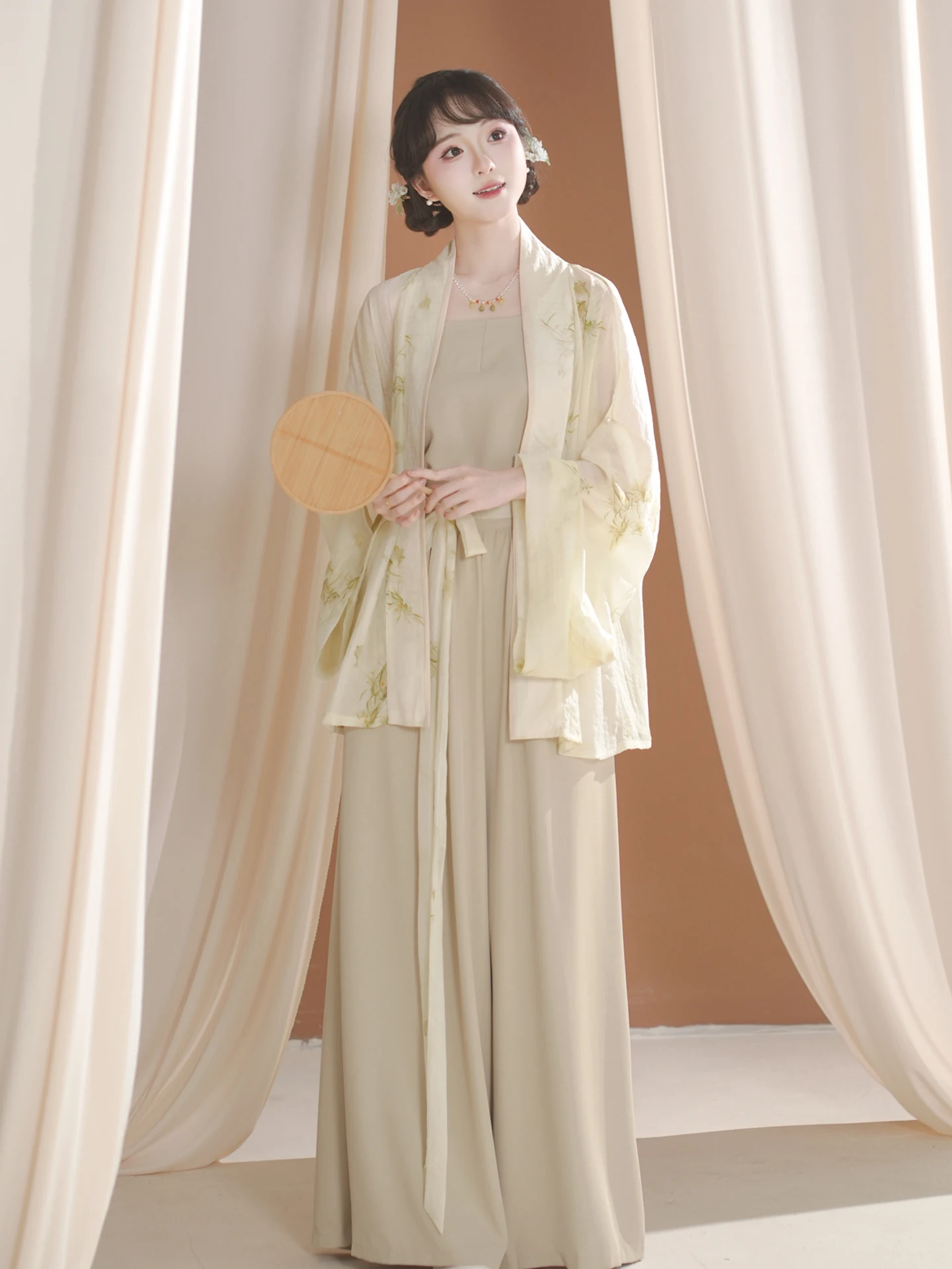 

Женский комплект Hanfu: плиссированная рубашка Wei Jin Nan Beichao и улучшенные брюки Song, тонкий, для повседневной носки, весна-лето