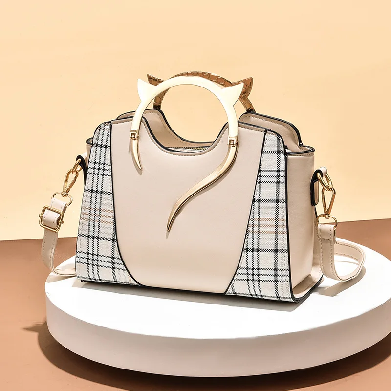 

TRAVEASY 2023 Sweet Cute Zipper Little Bag Women Striped Design Cat Ears Handle Kawaii Lady Shopping Handbags Shoulder Bags