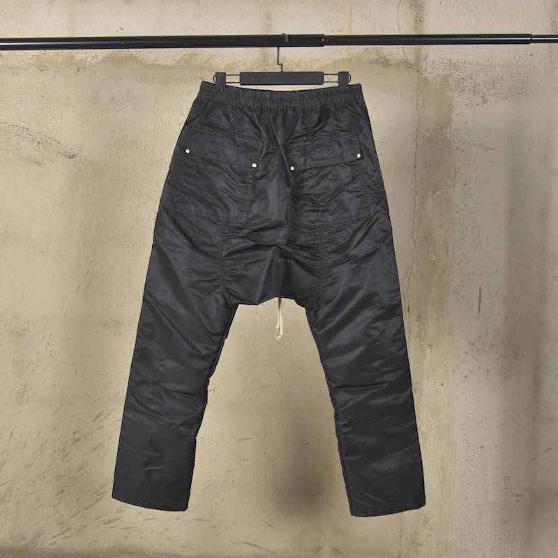 

k Rinse Loose Fit Straight Leg Nylon Casual Trousers Men's Low Waist Bule Decorative Rivet Casual Loose Nylon Men's Pants