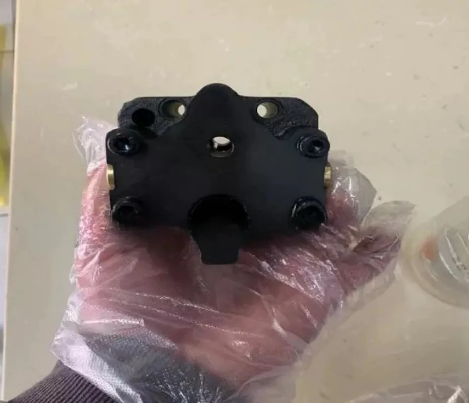 Direct from the manufacturer Spot Retail M11 High Pressure Oil Pump Gear Pump 4954880 Fast Delivery