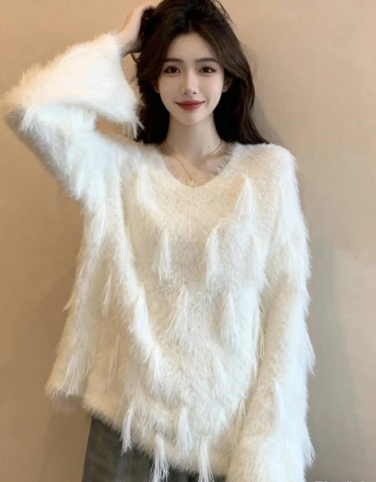 

Мягкий норковый кашемировый свитер, женская осенне-зимняя верхняя одежда, свободный модный вязаный топ с кисточками и v-образным вырезом, пуловеры с длинными рукавами F232
