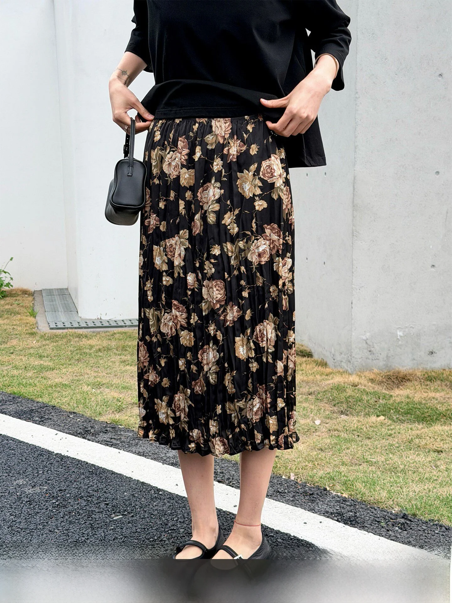 

XiaoYa Fashion Spring 2026 Floral Print Pleated Skirt Women's Simple Elegance Short Size Half Body Skirts Casual Polyest...