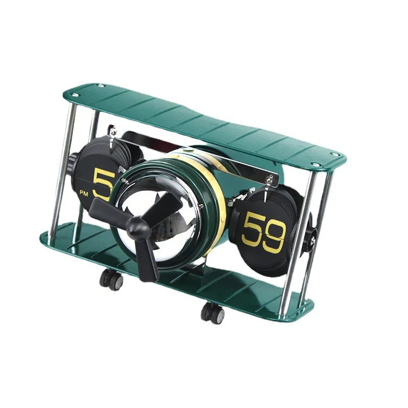 

German aircraft page clock, simple home retro seat clock fighter propeller model decoration