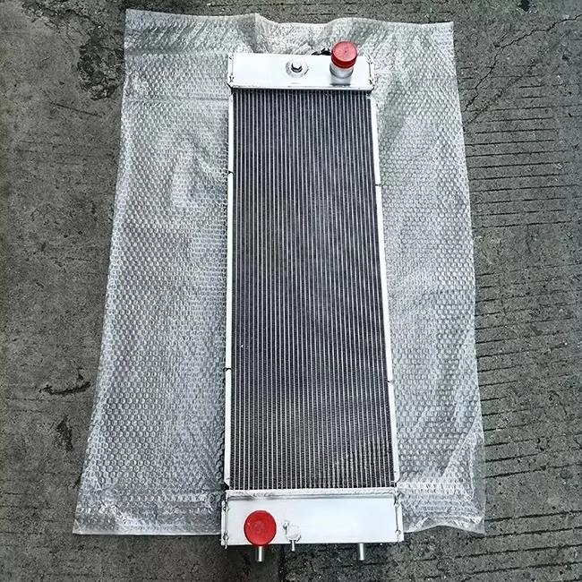 High Quality Excavator Water Tank Hydraulic Oil Cooler SK200-8 Radiator YN05P000585001