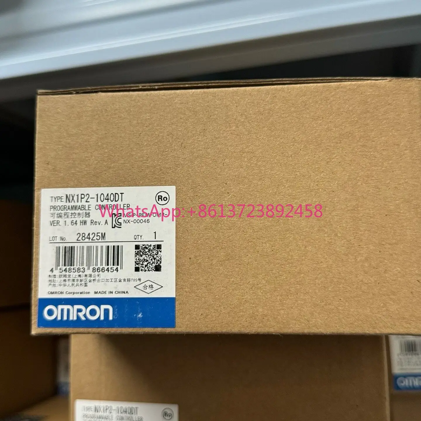 

Omron NX1P2-1040DT PLC controller