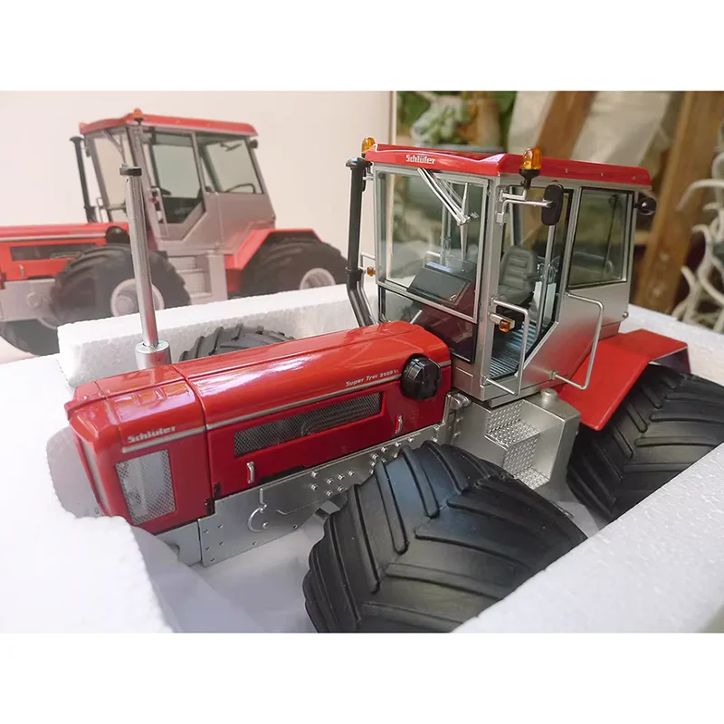 

SCHUCO Diecast 1:32 Scale Schluter 2500 Terra Alloy Agricultural Machinery Car Model Souvenir Display Gift Decoration Collection
