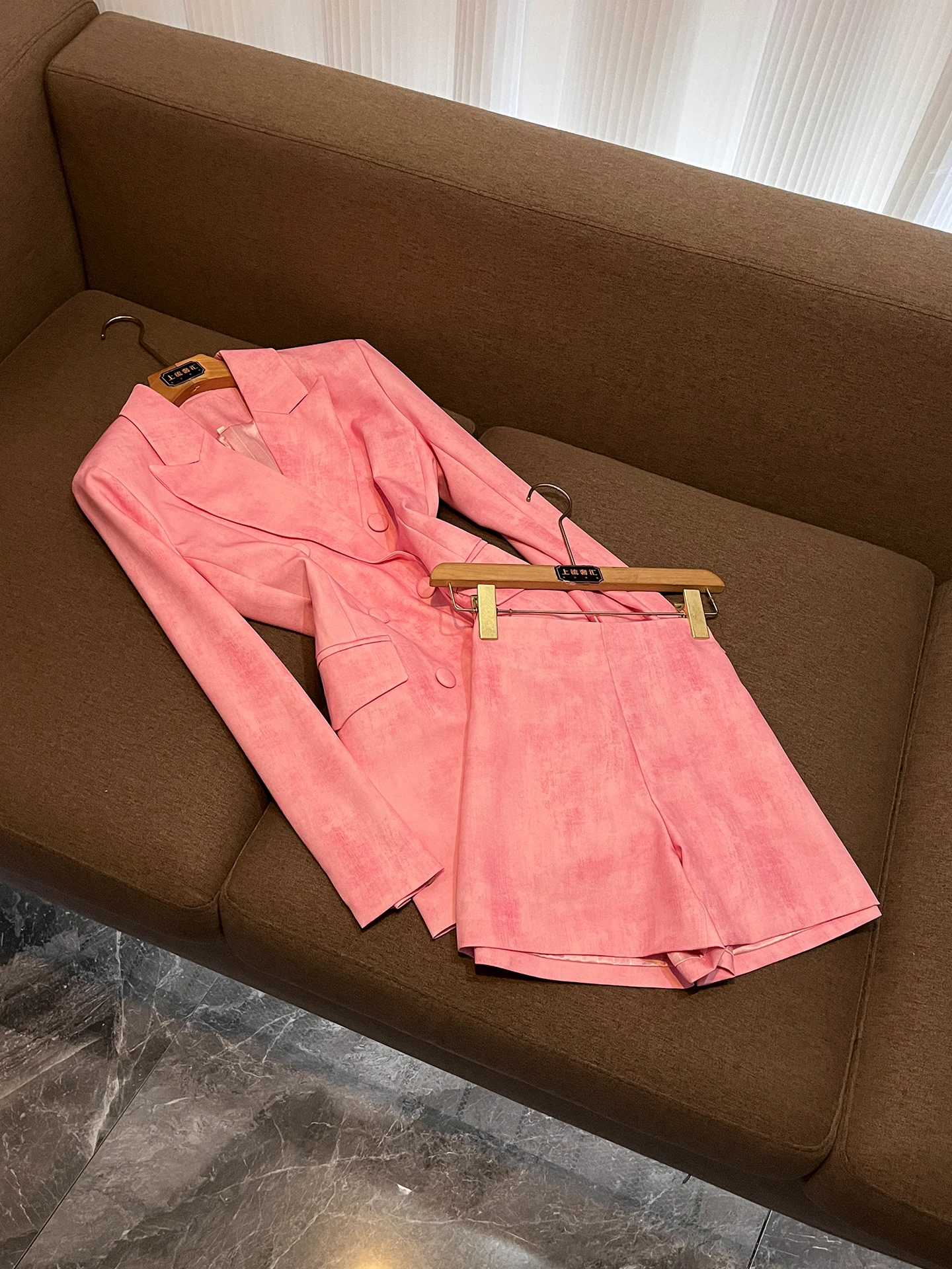 

Comfortable Casual Simple Style Suit V-Neck Double Buttoning Suit Jacket Color Shorts Two-Piece Set P512 Summer 2026