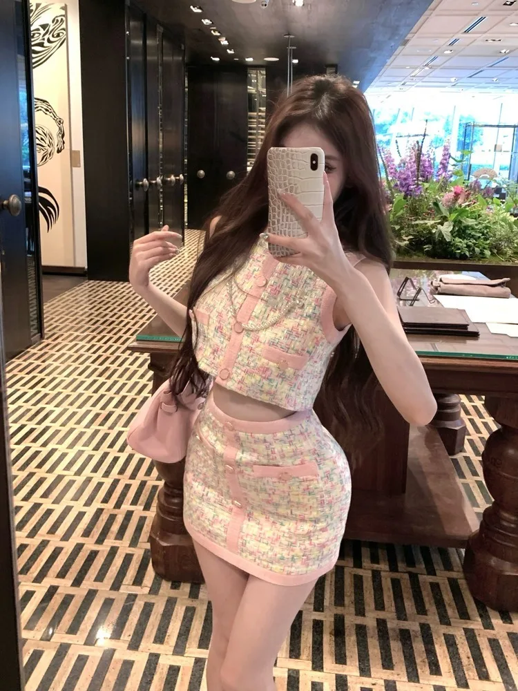 

Women's Summer New Style Heavy Industry Color Vest Top Hip Wrapping Half Skirt Pink Plaid Slim Fashion Two piece Set