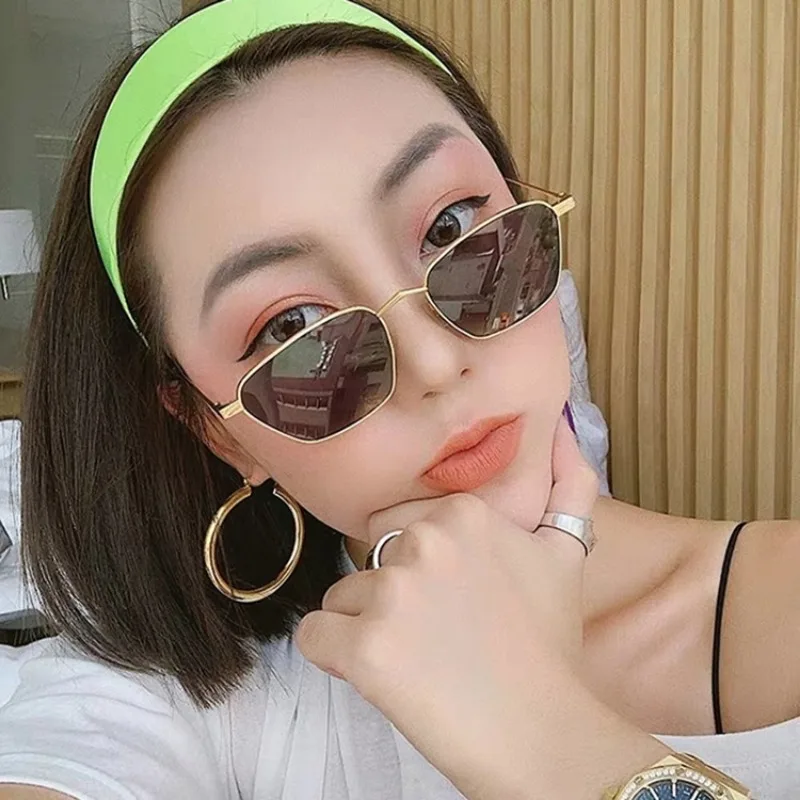 Small Frame Metal Irregular Sunglasses Women Luxury Designer Shades Glasses Vintage
