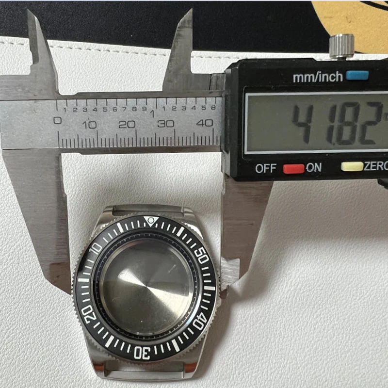Tactical Frog FX-Diving Titan-Uhrengehäuse, Saphir-Klasse-AR-Beschichtung, 200 m wasserdichte Aluminium-Lünette, NH35/NH36, 42 mm Uhrengehäuse