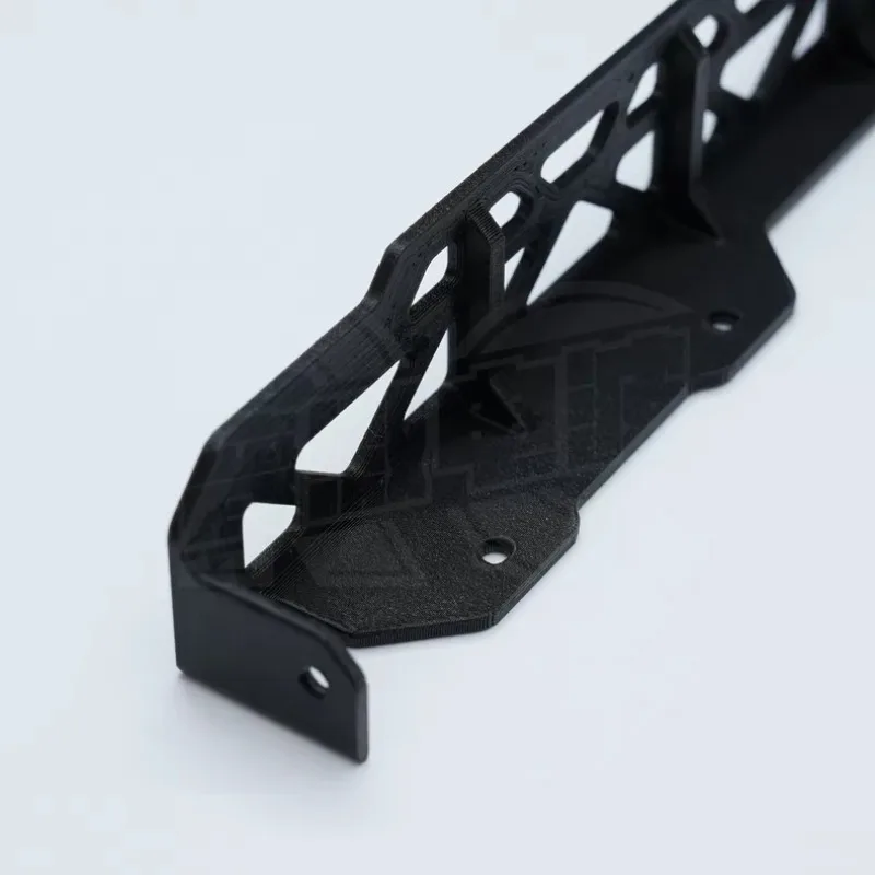 3D Printed Protective Shell Upgraded Light Bar Guard Cover for CK5812 1/7 RC Crawler,Scratch Resistant Screwless Installation.