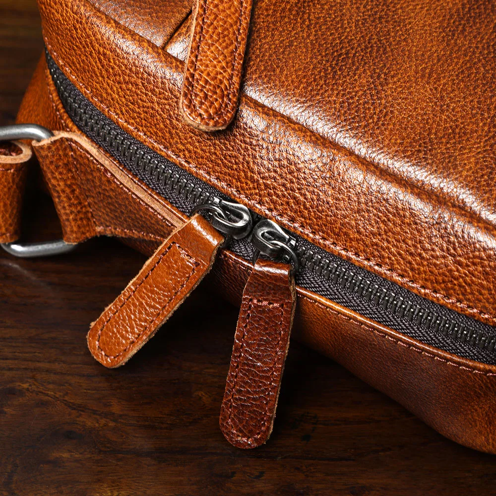 S.WORKER Echtleder Herren Casual Umhängetasche Modische Vegetabil Gegerbte Rindsleder-Brusttasche Leder-Handytasche Tagesrucksack – Detail 14