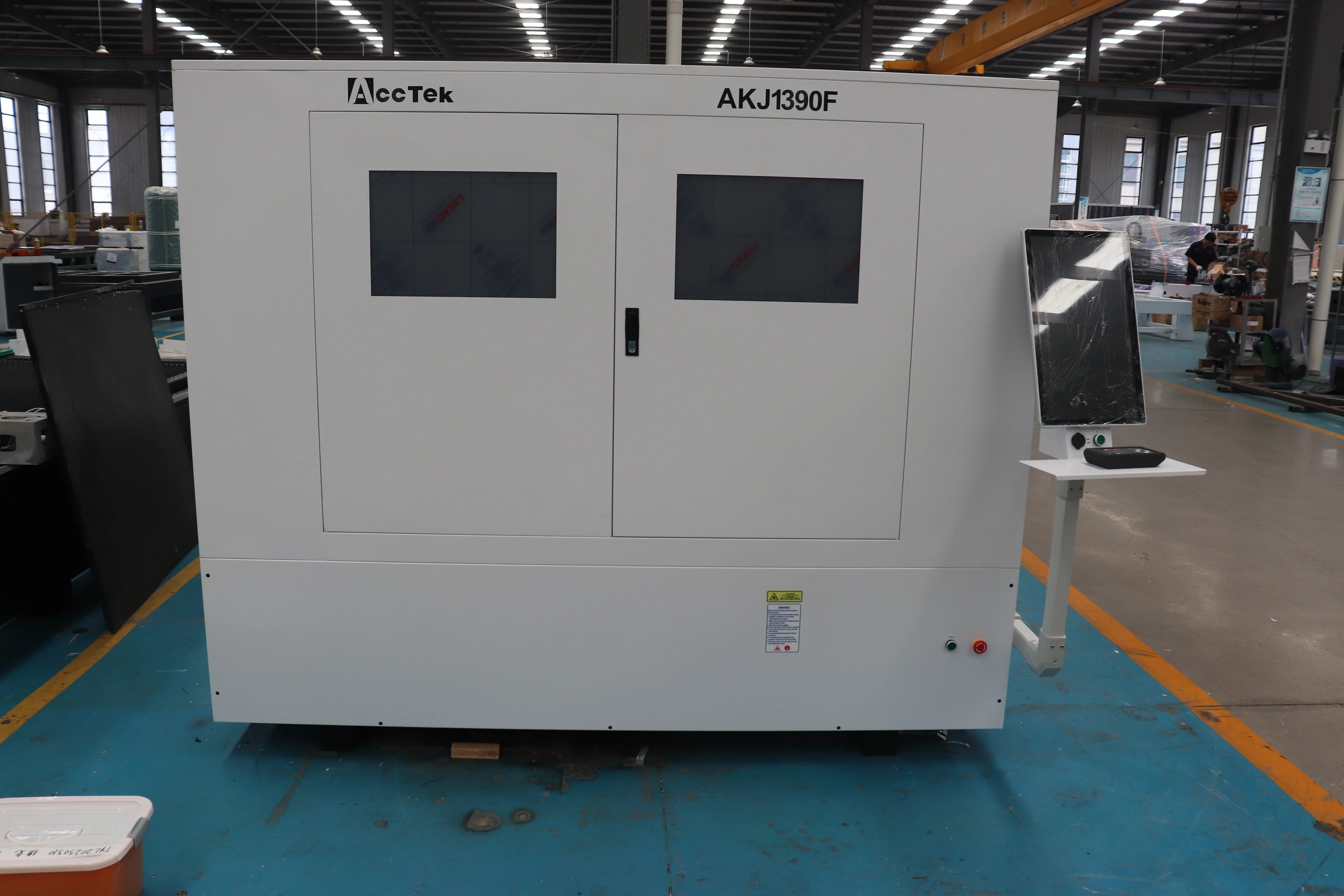 1390 1610 6090 1020 Small CNC Mini Fiber Laser 2KW Metal Cutting Machine