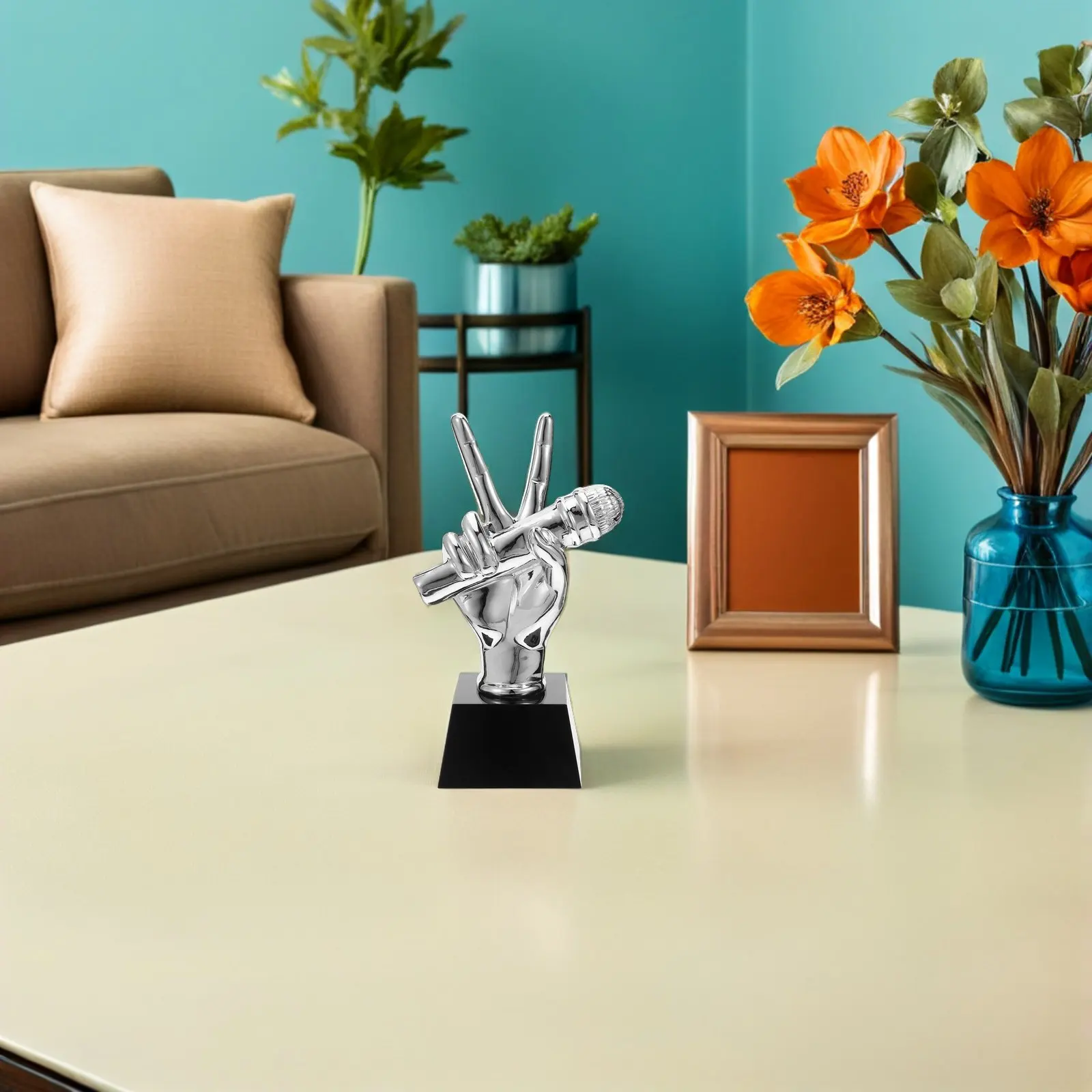 Resin Microphone Trophy Vintage Style Music Award Karaoke Competition Singing Performance Party Decoration Music Appreciation