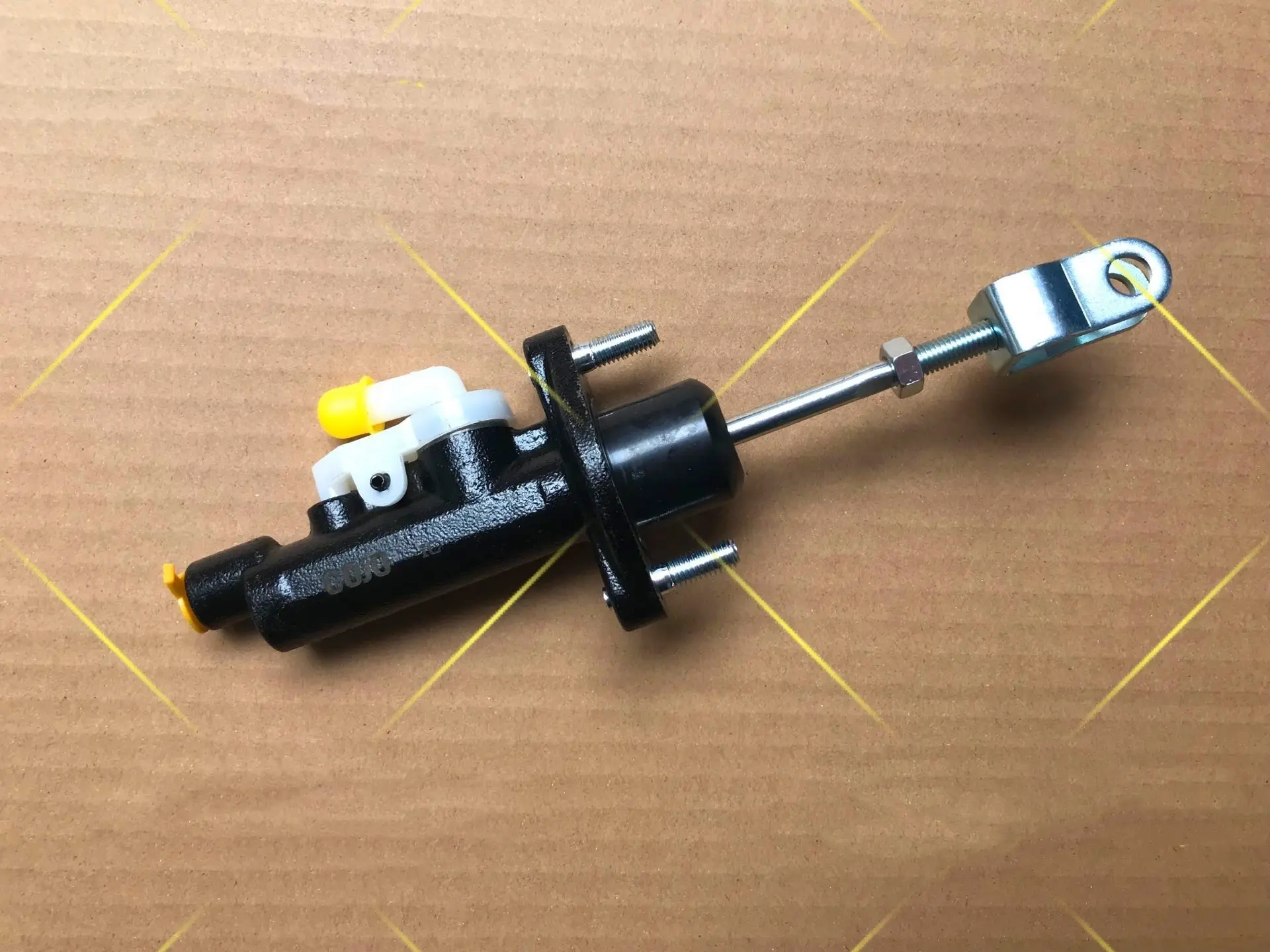 

Auto parts High quality Clutch Master Cylinder for Lifan 320 520 620