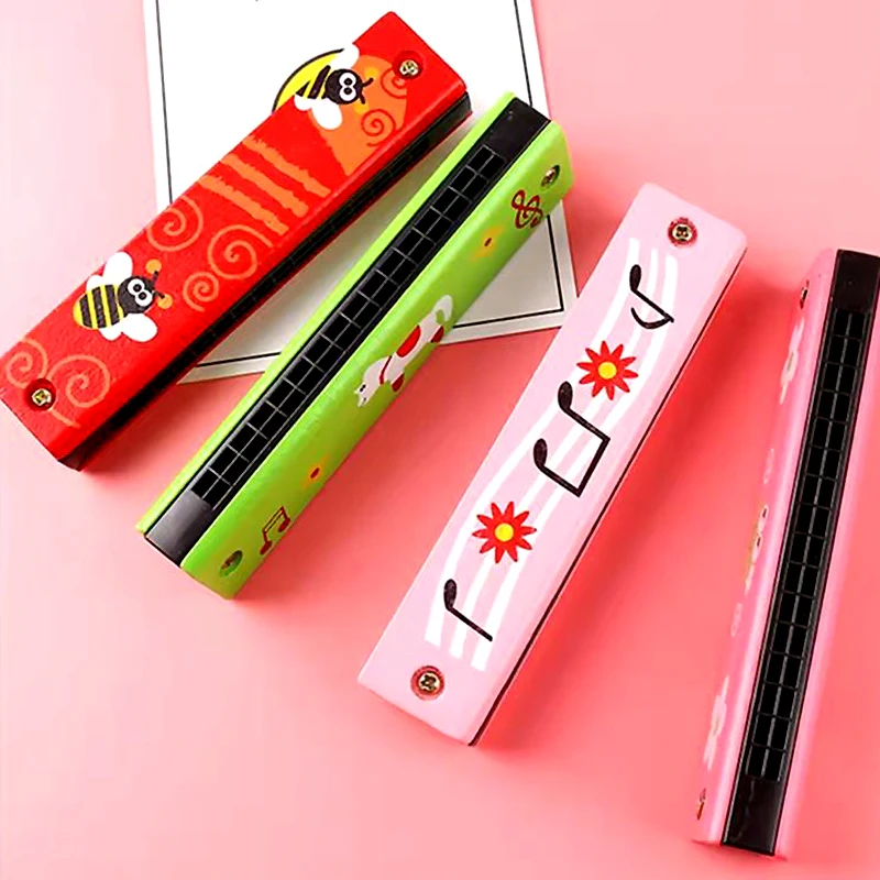 1PC Armonica in legno a 16 fori Colorato stile cartone animato Bocca Organo Bambino Principiante Strumento musicale Giocattoli Puntelli per l'educazione precoce ZYF