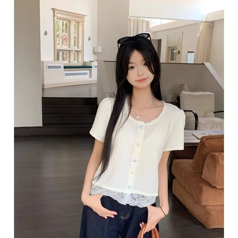 Sweet Lace Trim ort Sve irt Women's Sle Slim Fit Korean Faion round Ne ort Length Pure Color Button Detail