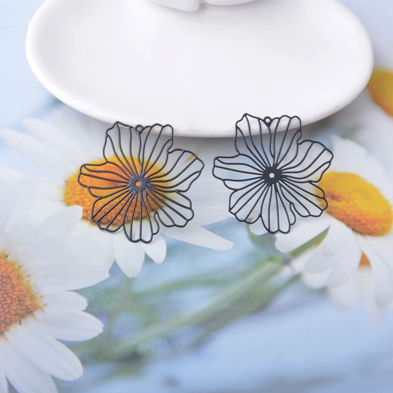20 Stück AB9541 Schmuck-Ausstanzblumen-Anhänger, bemalte Verbindungsstücke, DIY-Zubehör für Damenohrringe und Halsketten – Detail 11