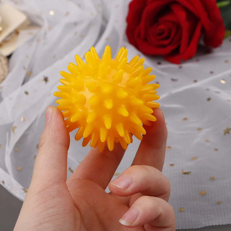 Relieve muscle tension Full Body Spiky Massage Ball Hard Stress Ball 6cm For Fitness Sport Exercise
