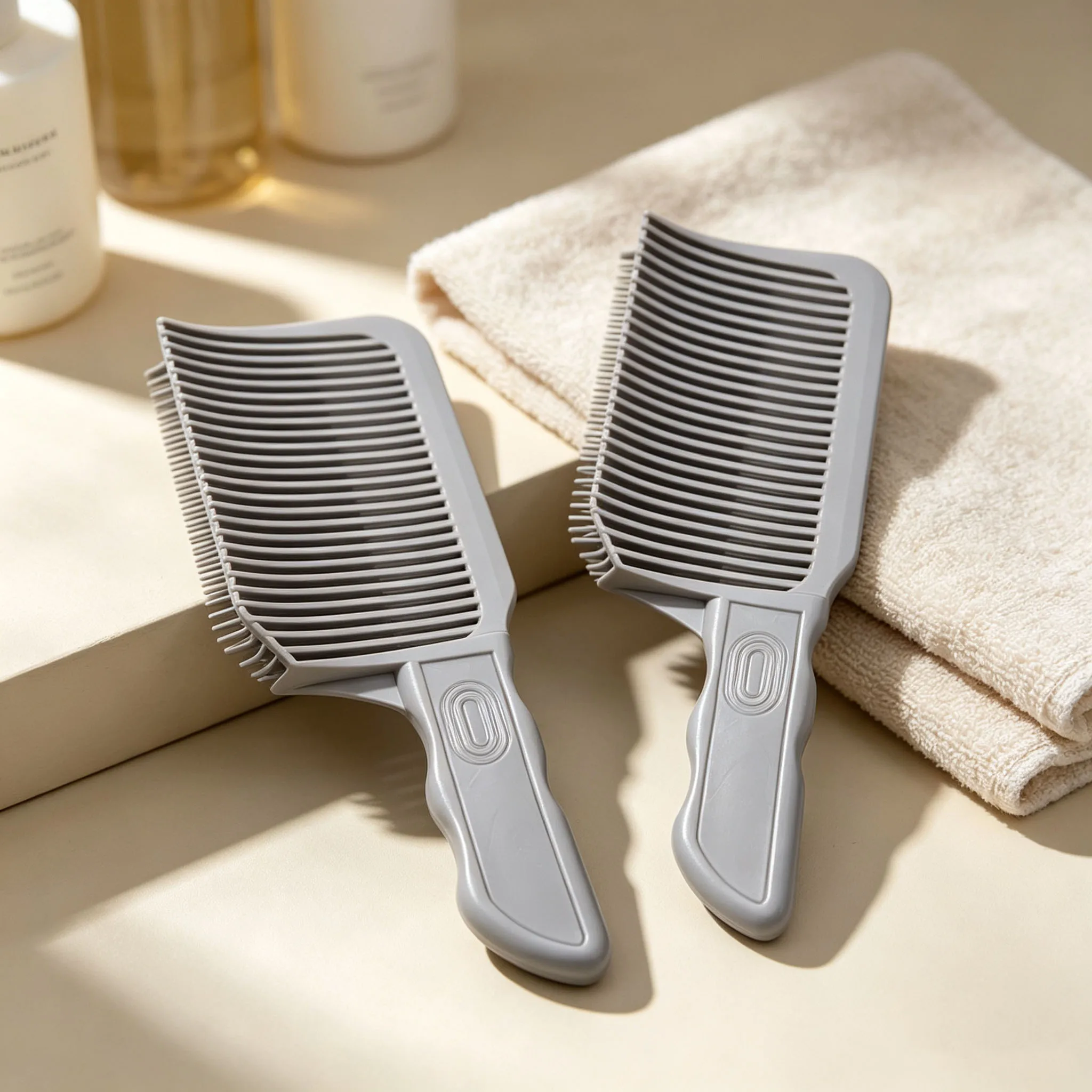 Fading Comb Professional Barber Clipper Blending Flat Top Hair Cutting Comb for Men Heat Resistant Fade Brush Salon Styling Tool