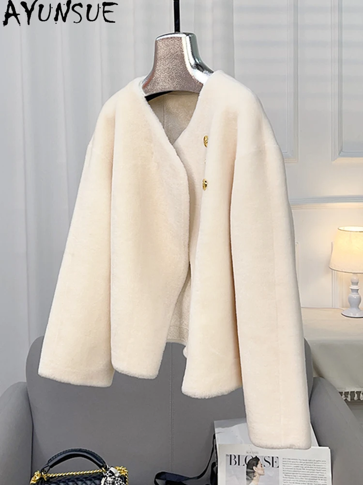 سترات شتوية 100% من فراء الضأن من AYUNSUE سترات نسائية قصيرة أنيقة متينة للنساء ملابس موضة 2025 سترات نسائية Élégante