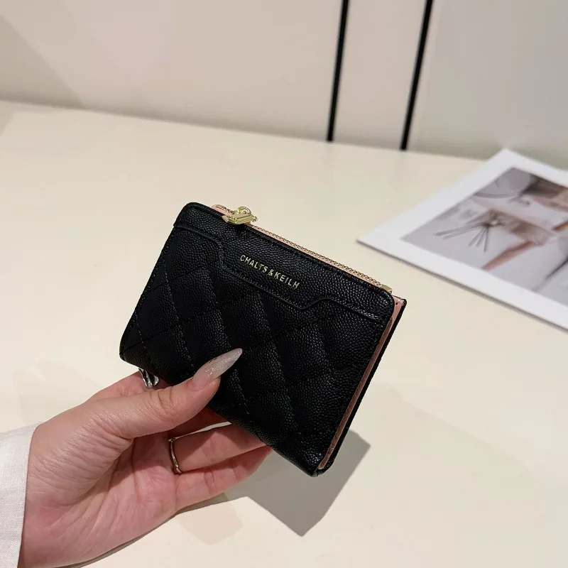 

Women's Portable Wallet Mini Bag, Compact Fashionable Design With Multifunctional Pockets And Premium Finish