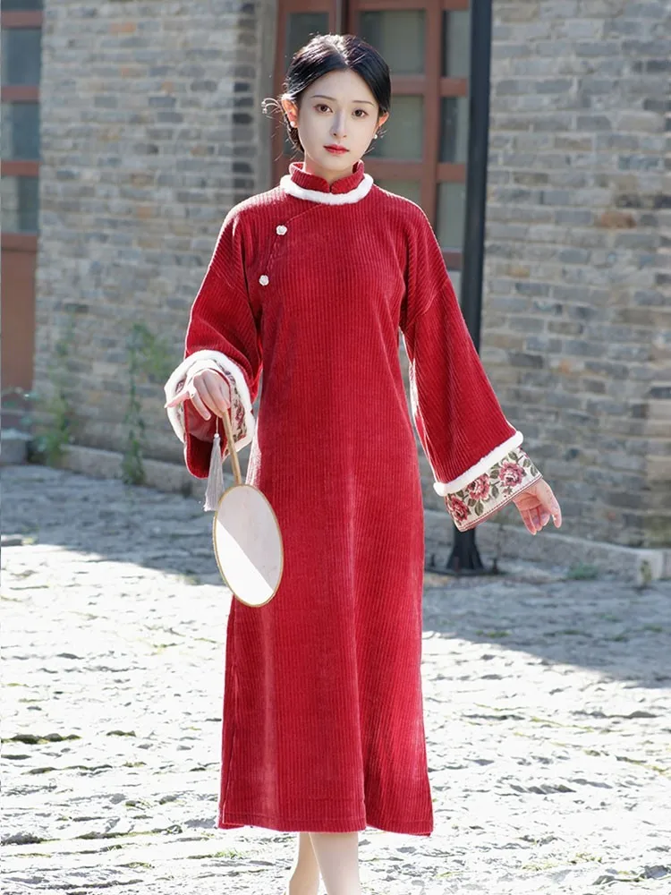 

red Chinese-style new thickened warm and light luxury style with oversized sleeves improved cheongsam