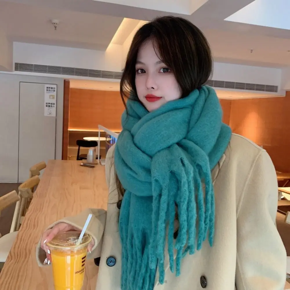 Bufanda de cachemir para mujer, chal grueso de Color sólido, suave, con borlas largas, para invierno, novedad