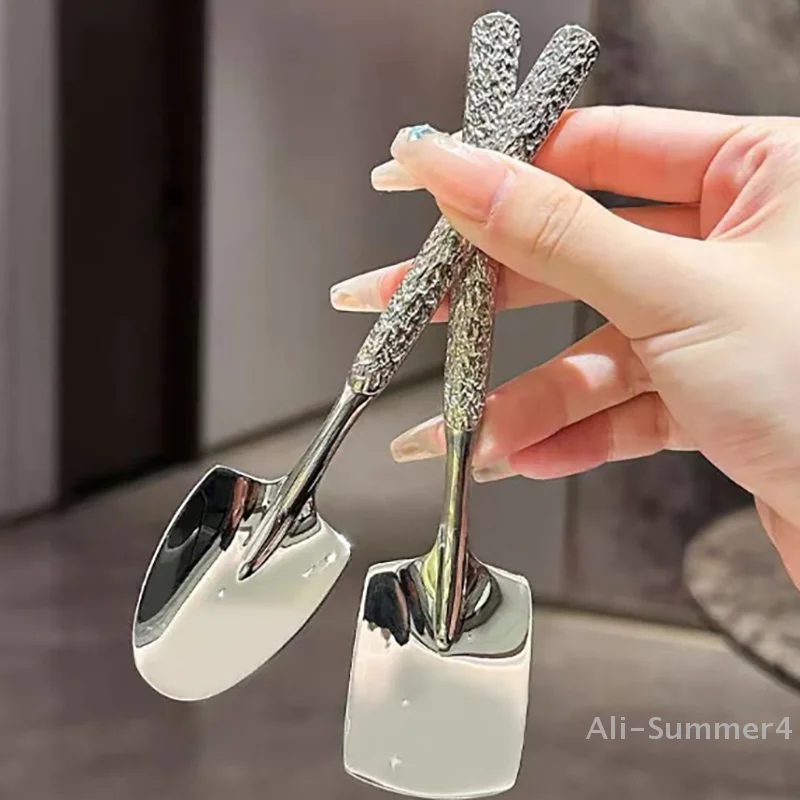 

Stainless Steel Round Spoon Net Red Golden Dinner Long Handle Stirring Dessert Spoons For Kitchen Accessories Gadgets