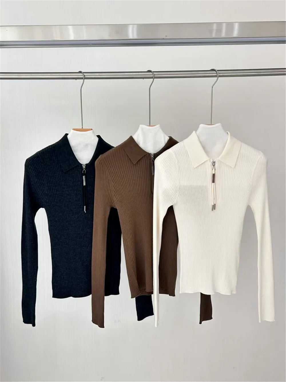 

Women's New Semi Zipper Lapel 100% Wool Knitted Fashionable Versatile Top