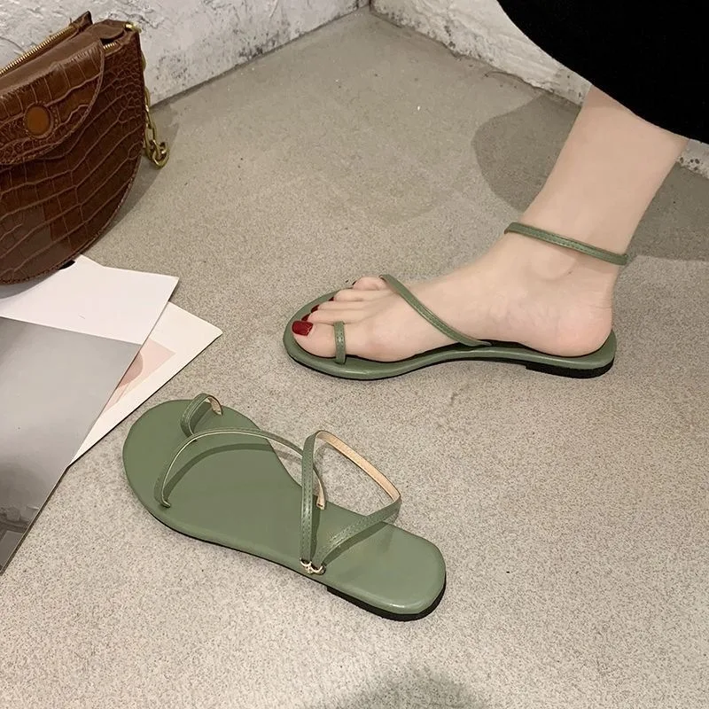 2026 New Arrival Super Popular Flip-Flop Beach Shoes Minimalist Versatile Roman Shoes Women's Flat Toe-Post Sandals