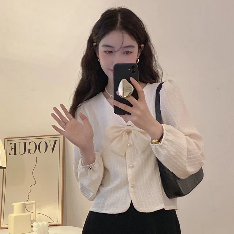 Bow Pink Women Shirts Korean Elegant Pearl Chiffon Female Casual Blouse Spring Autumn New Sweet Long Sleeve Ladies Retro Tops