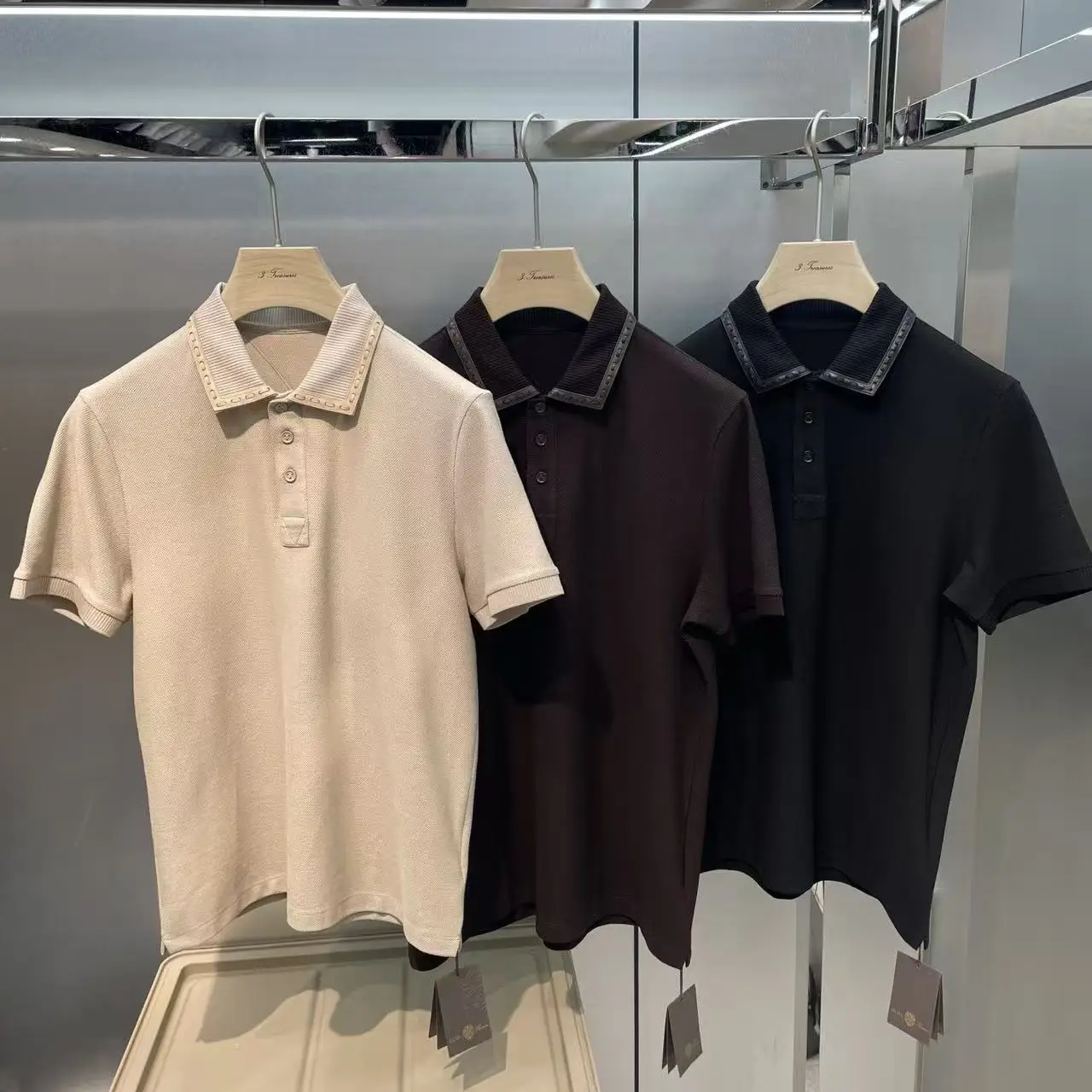 

Spring and summer men's knitted short-sleeve polo shirt with a collar comfortable stylish and versatile for business and casu