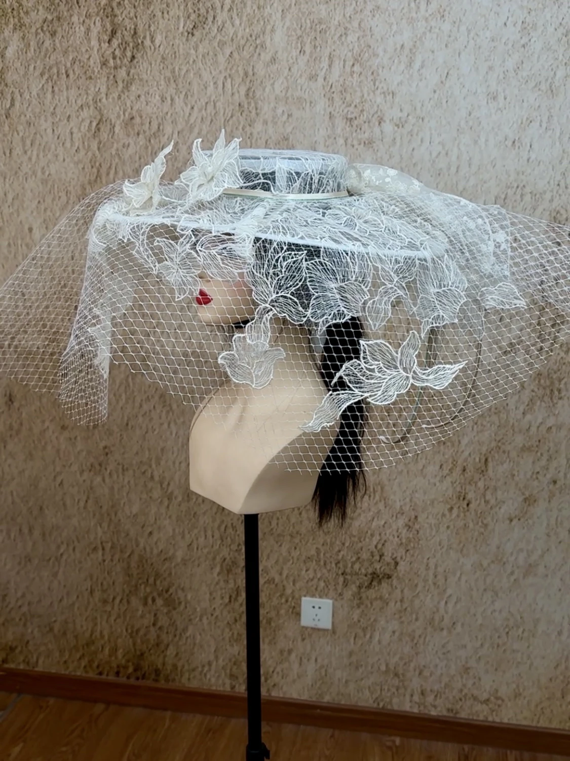 ele-fatto-a-mano-in-pizzo-floreale-id-cappello-da-sposa-photoaphy-studio-ritratto-nuziale-photoaphy-travel-oots-sling-donna-fa