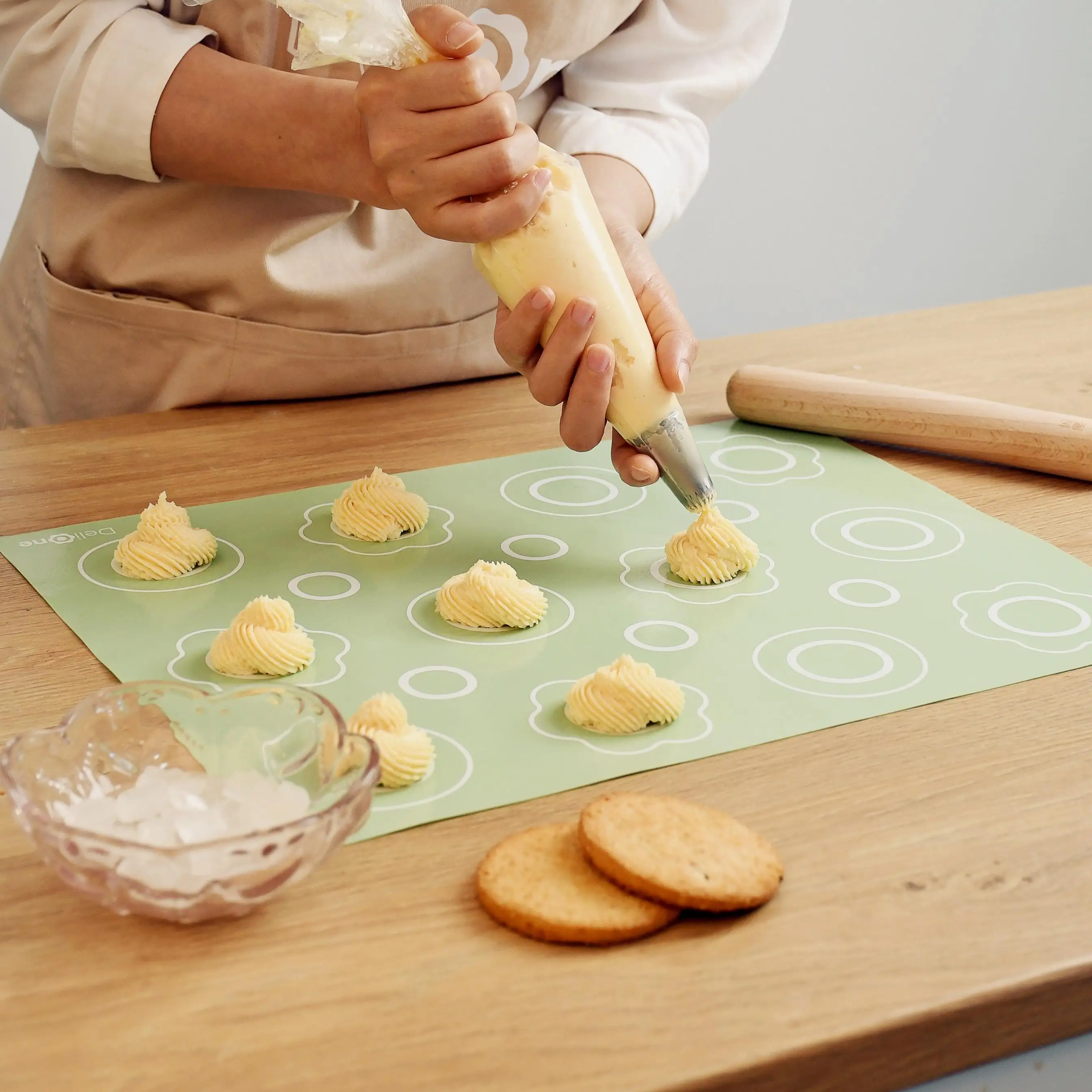 Silicone Baking Mat- Set of 2 - Non-Stick, Food Safe, Reusable - 41 x 31 cm (16” x 12.2”) - Green