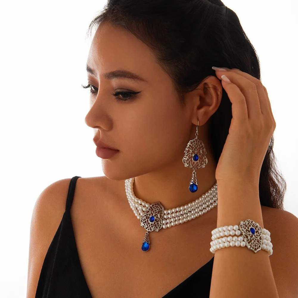 

Baroque Style Bridal Tassel Drop Earrings Multilayer Sparkling Pearl Beaded Bracelet Luxury Rhinestones Necklace Earring Set